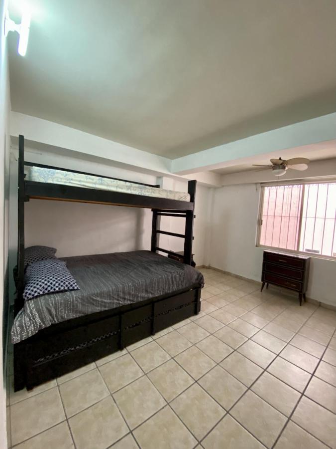 La Casa Rosa Monterrey Villa Exterior photo